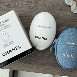 CHANEL La Crème Main Hand Cream with Blue Pouch